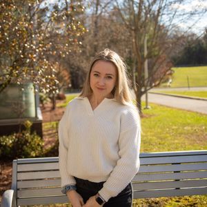 Meet your Posher, Corinna